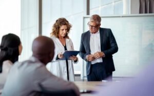 Leia mais sobre o artigo Descubra como fazer a análise da concorrência na área da saúde