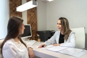 Leia mais sobre o artigo Atendimento humanizado ao paciente: saiba como pode ser feito